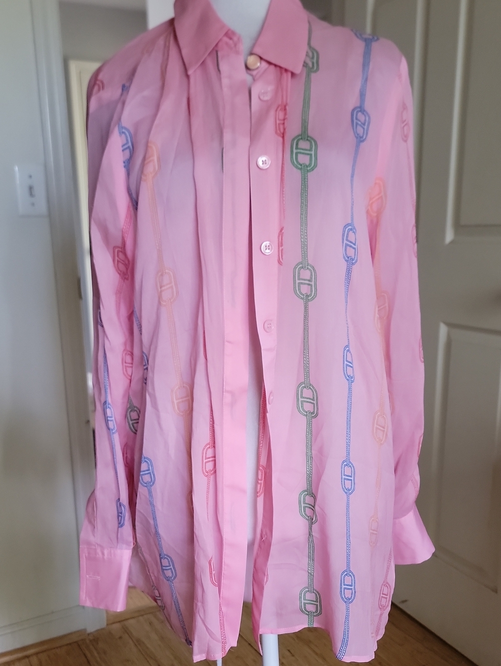 100% Silk Pink Chain-Print Button-Up Shirt